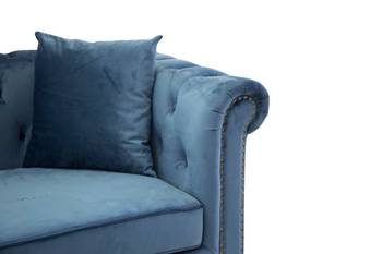 Velvet 3-Sits Soffa, en produkt av hög kvalitet till bra pris från Ulfåsa möbler
