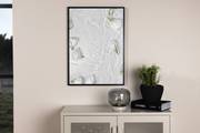 White Roses Poster, en produkt av hög kvalitet till bra pris från Ulfåsa möbler