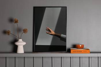 Reaching Hand Poster, en produkt av hög kvalitet till bra pris från Ulfåsa möbler