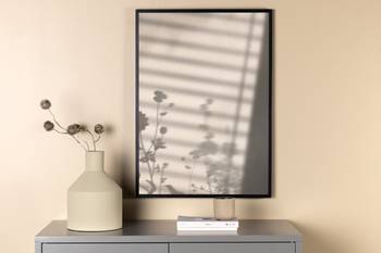 Flower Shadow Poster, en produkt av hög kvalitet till bra pris från Ulfåsa möbler