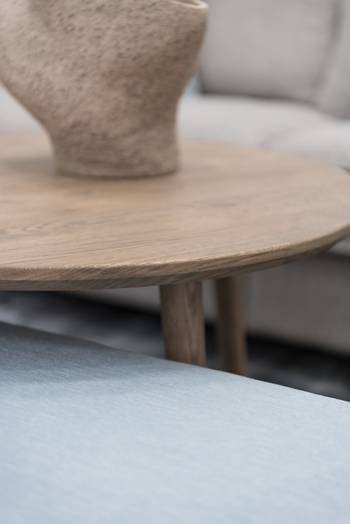 SANTANA soffbord Ek, en produkt av hög kvalitet till bra pris från Ulfåsa möbler