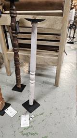Benljusstake av gamla bordsben, en produkt av hög kvalitet till bra pris från Ulfåsa möbler