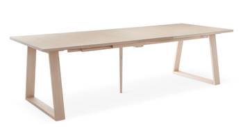 STORD Matbord 220 x100 vitpigmenterad ek, en produkt av hög kvalitet till bra pris från Ulfåsa möbler