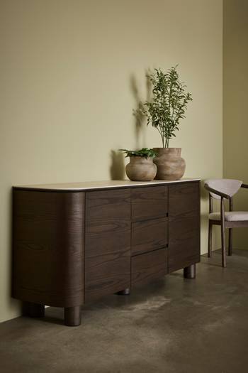 ULLERN Sideboard med keramisk topp, en produkt av hög kvalitet till bra pris från Ulfåsa möbler