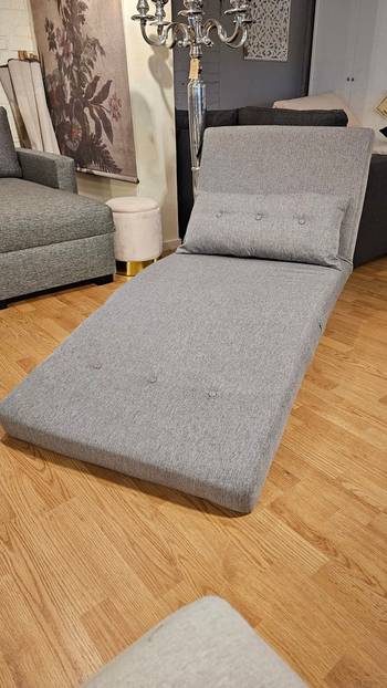 Relax Fåtölj, en produkt av hög kvalitet till bra pris från Ulfåsa möbler
