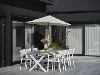 Hillmond HPL 238/297x100 vit/g, en produkt av hög kvalitet till bra pris från Ulfåsa möbler