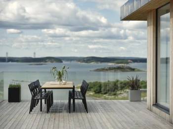 Delia matstol Svart, en produkt av hög kvalitet till bra pris från Ulfåsa möbler