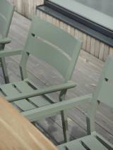 Nox matbord Dusty Green/teak, en produkt av hög kvalitet till bra pris från Ulfåsa möbler