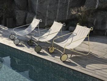 Poul Chair loungefåtölj Vit/Off-white, en produkt av hög kvalitet till bra pris från Ulfåsa möbler
