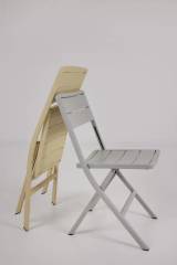 Wilkie matstol Light Grey, en produkt av hög kvalitet till bra pris från Ulfåsa möbler