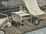 Poul Chair loungefåtölj Vit/Off-white, en produkt av hög kvalitet till bra pris från Ulfåsa möbler