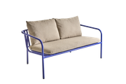 Bendt 2-sitssoffa Indigo Blue/Teddy Beige, en produkt av hög kvalitet till bra pris från Ulfåsa möbler