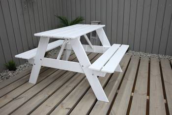 Picknickset med bord 80*40 cm, vit, en produkt av hög kvalitet till bra pris från Ulfåsa möbler
