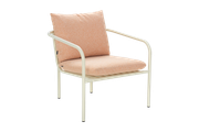 Bendt fåtölj Pearl White/Teddy Orange, en produkt av hög kvalitet till bra pris från Ulfåsa möbler