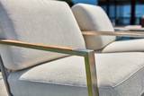 Naos fåtölj Stainless Steel/Dot Beige, en produkt av hög kvalitet till bra pris från Ulfåsa möbler
