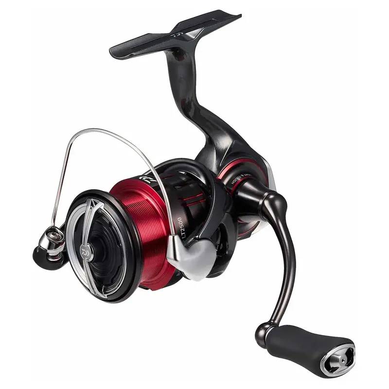 Daiwa 25 Ballistic AIR PC LT haspelrulle för lätt och ultralätt spinnfiske