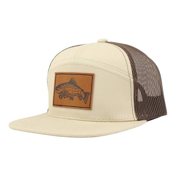Hurricane 7-panel Trucker Hat med trout läderpatch och mesh för fiske och outdoor-användning