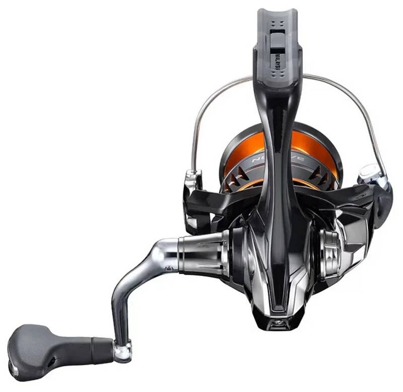 Shimano Nexave FJ 2500 haspelrulle för spinnfiske med mjuk gång och pålitlig broms för sportfiske.