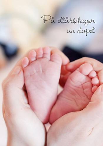 Dophälsning - 1 år, en produkt från Nya Musik som utvecklar och engagerar människor i alla åldrar.