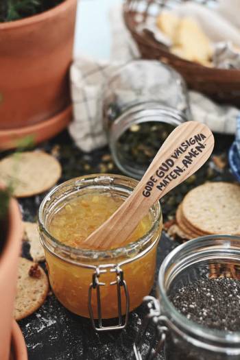 Smörkniv - Gode Gud välsigna maten, en produkt från Nya Musik som utvecklar och engagerar människor i alla åldrar.