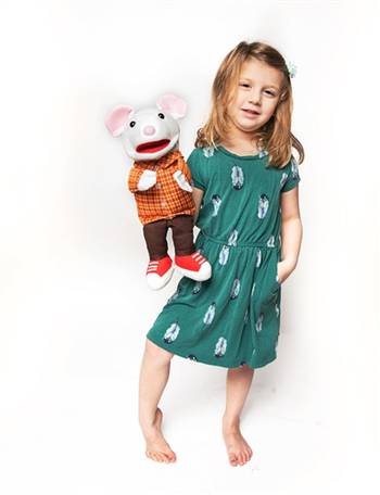 Handdocka - Mus - 40 cm, en produkt från Nya Musik som utvecklar och engagerar människor i alla åldrar.