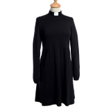 Prästklänning - Dam, svart, en produkt från Nya Musik som utvecklar och engagerar människor i alla åldrar.