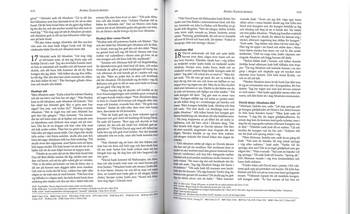 Kreativ Bibel i rosa hårdpärm, en produkt från Nya Musik som utvecklar och engagerar människor i alla åldrar.