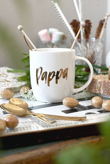 Mugg - Pappa - Guldtryck, en produkt från Nya Musik som utvecklar och engagerar människor i alla åldrar.