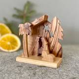 Julkrubba - Fairtrade, en produkt från Nya Musik som utvecklar och engagerar människor i alla åldrar.