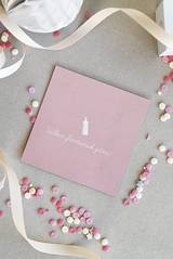 Kort - Vilken fantastisk gåva - Kvadratiskt, en produkt från Nya Musik som utvecklar och engagerar människor i alla åldrar.