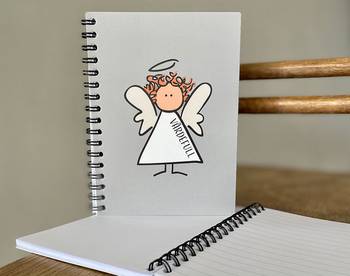 Spiralblock - Värdefull - A6, en produkt från Nya Musik som utvecklar och engagerar människor i alla åldrar.