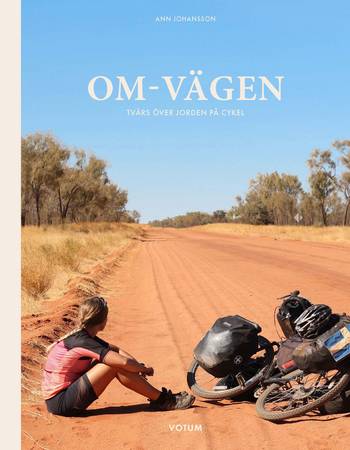 Om-vägen : tvärs över jorden på cykel, en produkt från Nya Musik som utvecklar och engagerar människor i alla åldrar.