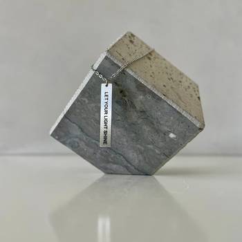 Halssmycke – Let Your Light Shine, en produkt från Nya Musik som utvecklar och engagerar människor i alla åldrar.