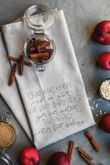 Kökshandduk - Glädjens Herre var en gäst, en produkt från Nya Musik som utvecklar och engagerar människor i alla åldrar.