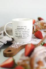 Mugg - Gud, ge mig sinnesro - Vit, en produkt från Nya Musik som utvecklar och engagerar människor i alla åldrar.