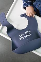 Mjuk haklapp - You make me smile - Natthimmelsfärgad, en produkt från Nya Musik som utvecklar och engagerar människor i alla åldrar.