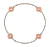 Välsignelsearmband - Pärlor - Persika - 8 mm, en produkt från Nya Musik som utvecklar och engagerar människor i alla åldrar.
