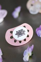 Napp - Älskad, värdefull, dyrbar.  - Rosa, en produkt från Nya Musik som utvecklar och engagerar människor i alla åldrar.