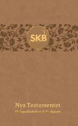 Svenska Kärnbibeln NT+ Konstskinn Sand, en produkt från Nya Musik som utvecklar och engagerar människor i alla åldrar.