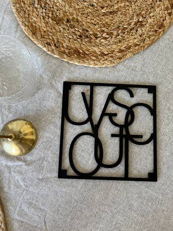 Grytunderlägg UV-scout, en produkt från Nya Musik som utvecklar och engagerar människor i alla åldrar.