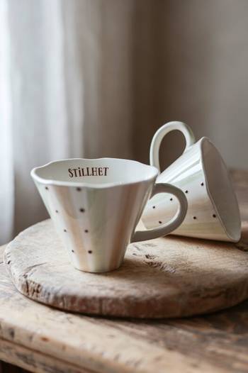 Mugg - Stillhet, en produkt från Nya Musik som utvecklar och engagerar människor i alla åldrar.