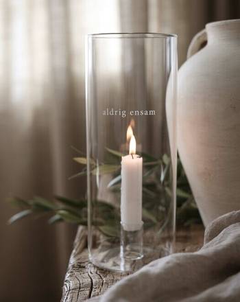 Lykta - Aldrig ensam, en produkt från Nya Musik som utvecklar och engagerar människor i alla åldrar.