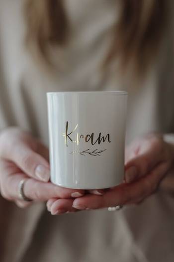 Lykta - Kram - inkl. Gåvoboxx, en produkt från Nya Musik som utvecklar och engagerar människor i alla åldrar.