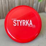 Frisbee – Styrka, röd, en produkt från Nya Musik som utvecklar och engagerar människor i alla åldrar.