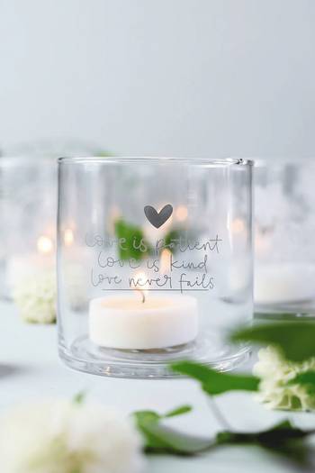 Lykta - Love is patient, en produkt från Nya Musik som utvecklar och engagerar människor i alla åldrar.