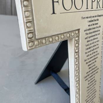 Bordskors – Footprints, en produkt från Nya Musik som utvecklar och engagerar människor i alla åldrar.