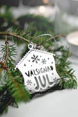 Hängdekoration - Välsignad jul, en produkt från Nya Musik som utvecklar och engagerar människor i alla åldrar.