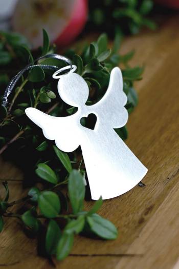 Hängdekoration - Ängel, en produkt från Nya Musik som utvecklar och engagerar människor i alla åldrar.