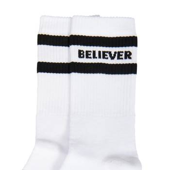 Strumpor – Believer - Storlek 40-43, en produkt från Nya Musik som utvecklar och engagerar människor i alla åldrar.