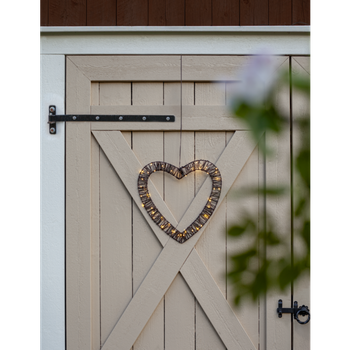 Utumhusdekoration - Hjärta, en produkt från Nya Musik som utvecklar och engagerar människor i alla åldrar.